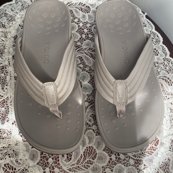 Vionic Thong Sandals Arch Support Comfort Quality - Picture 2 of 6